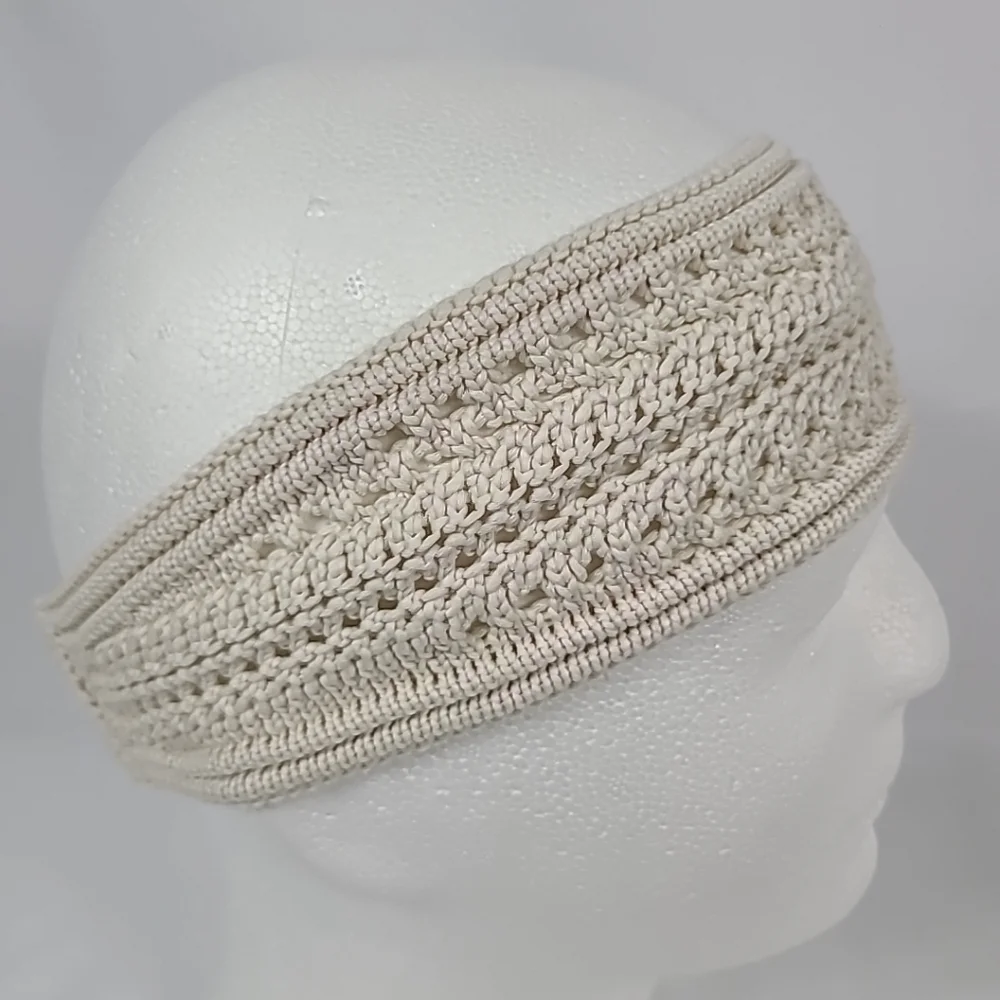 lululemon athletica Crochet Knit Headband in Cream